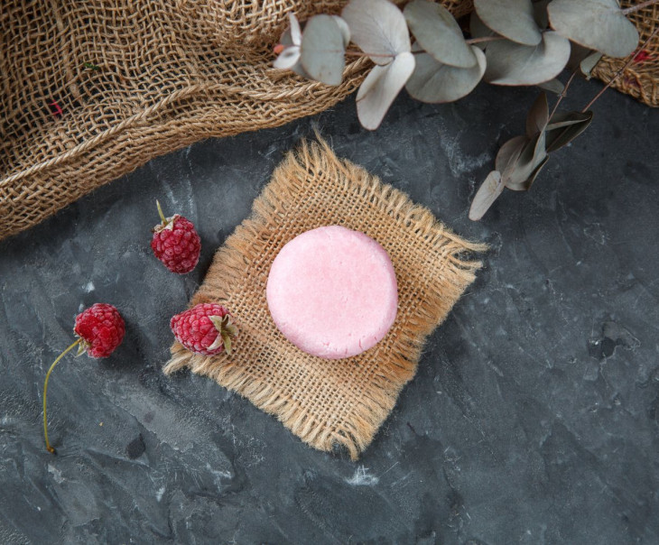 4011 Твердый шампунь "Ягодный" для нормальных и сухих волос Вкусляндия 