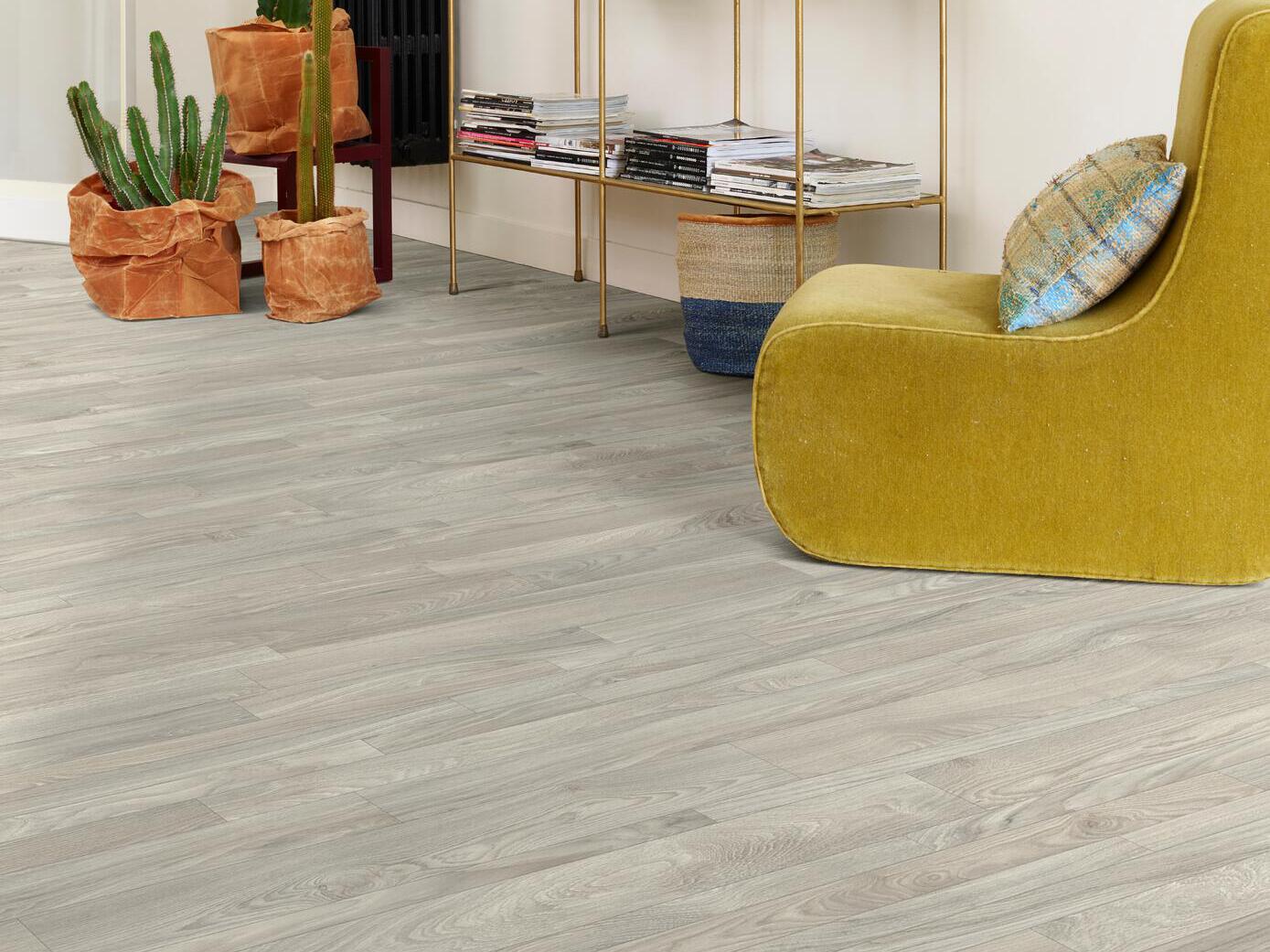 Нескользящий виниловый пол с эффектом дерева BEAUFLOR Trento ARCH-00148077