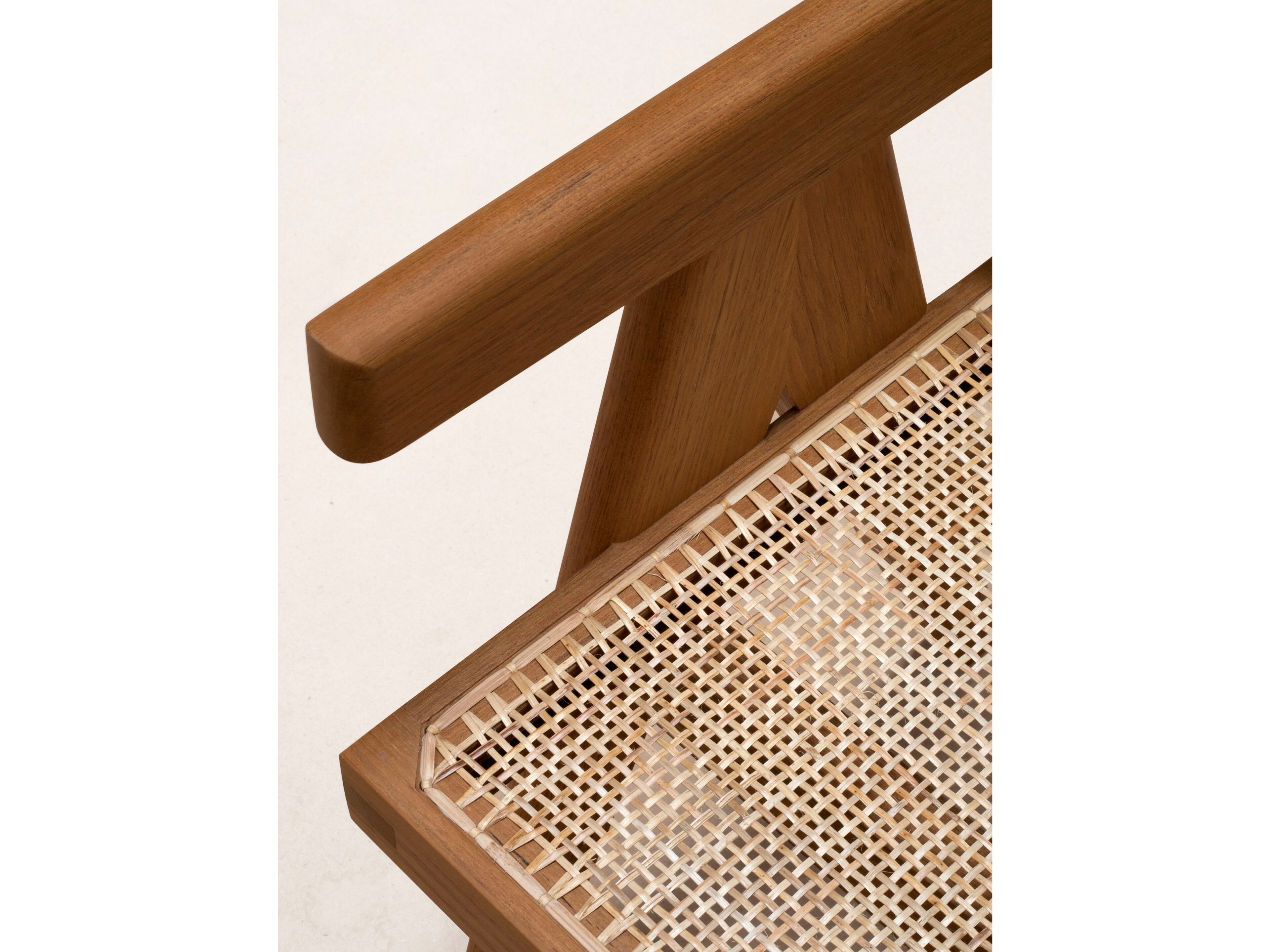 Стул из тикового дерева с подлокотниками Phantom Hands Project Chandigarh ARCH-00129552 - Вид №3