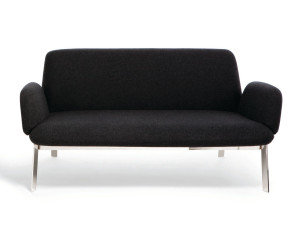 2-местный тканевый диван с подлокотниками