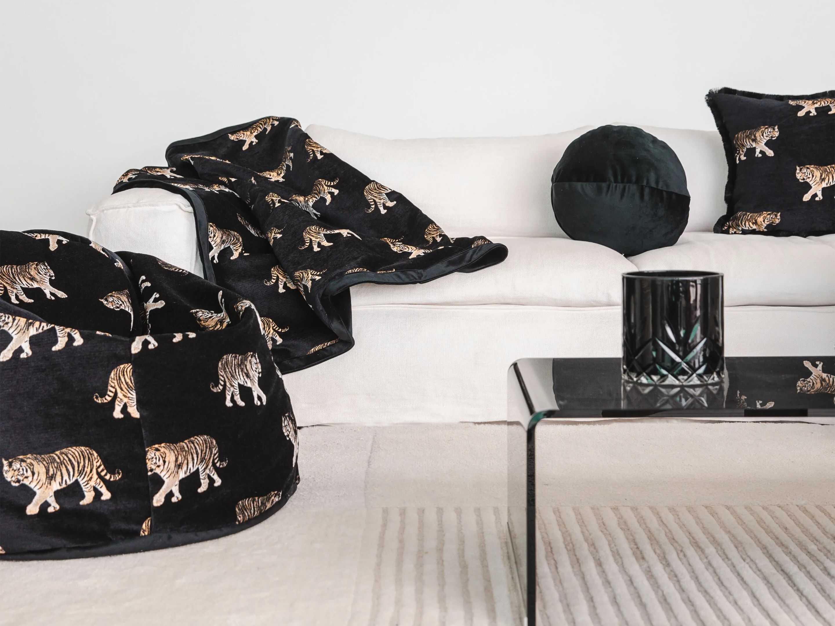 Бархатная вышитая вручную плед MX HOME Саванны ARCH-00100436 - Вид №3