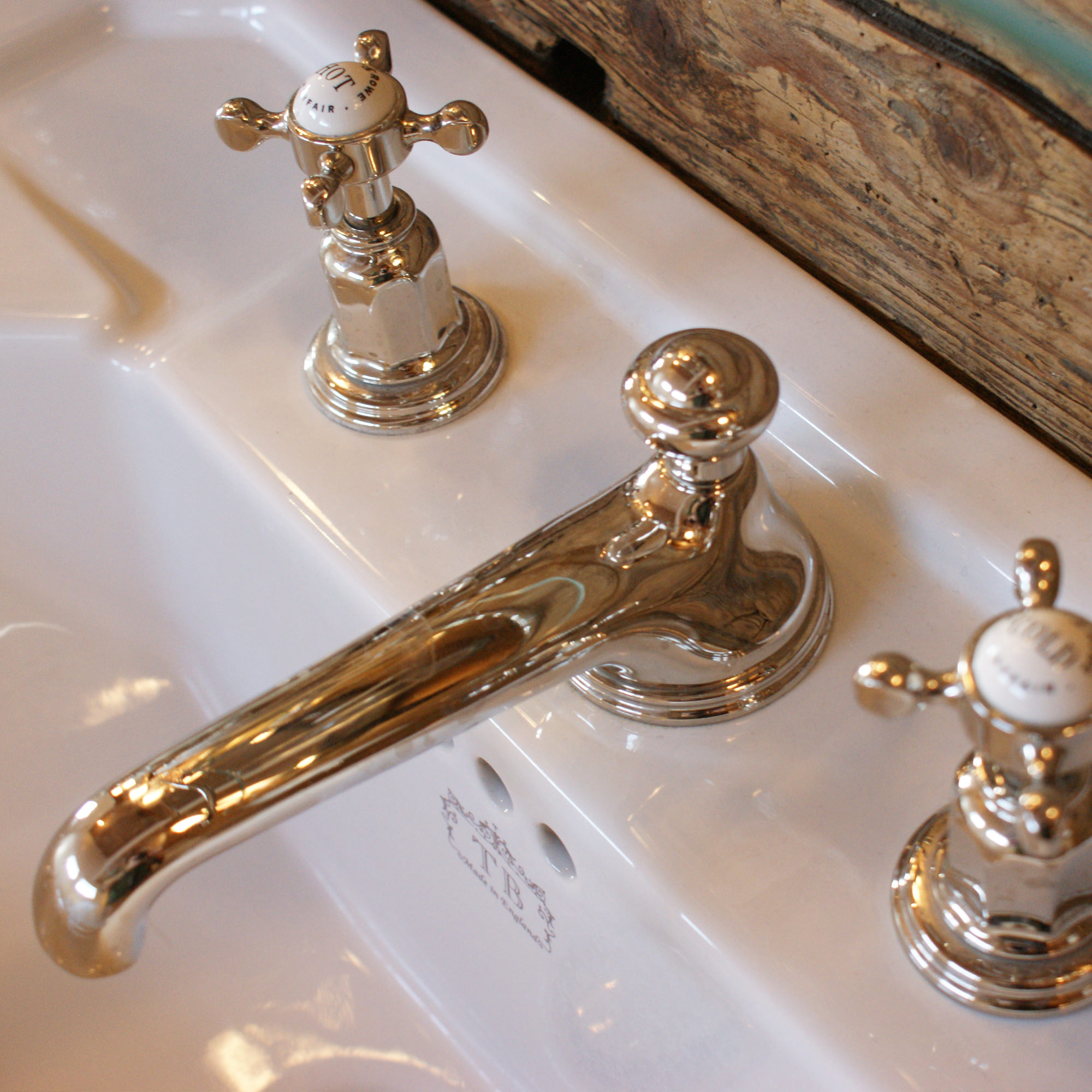 Traditional bathrooms Смеситель для умывальника CROSSHEAD на 3 отверстия Pr3731/nk  - Вид №1