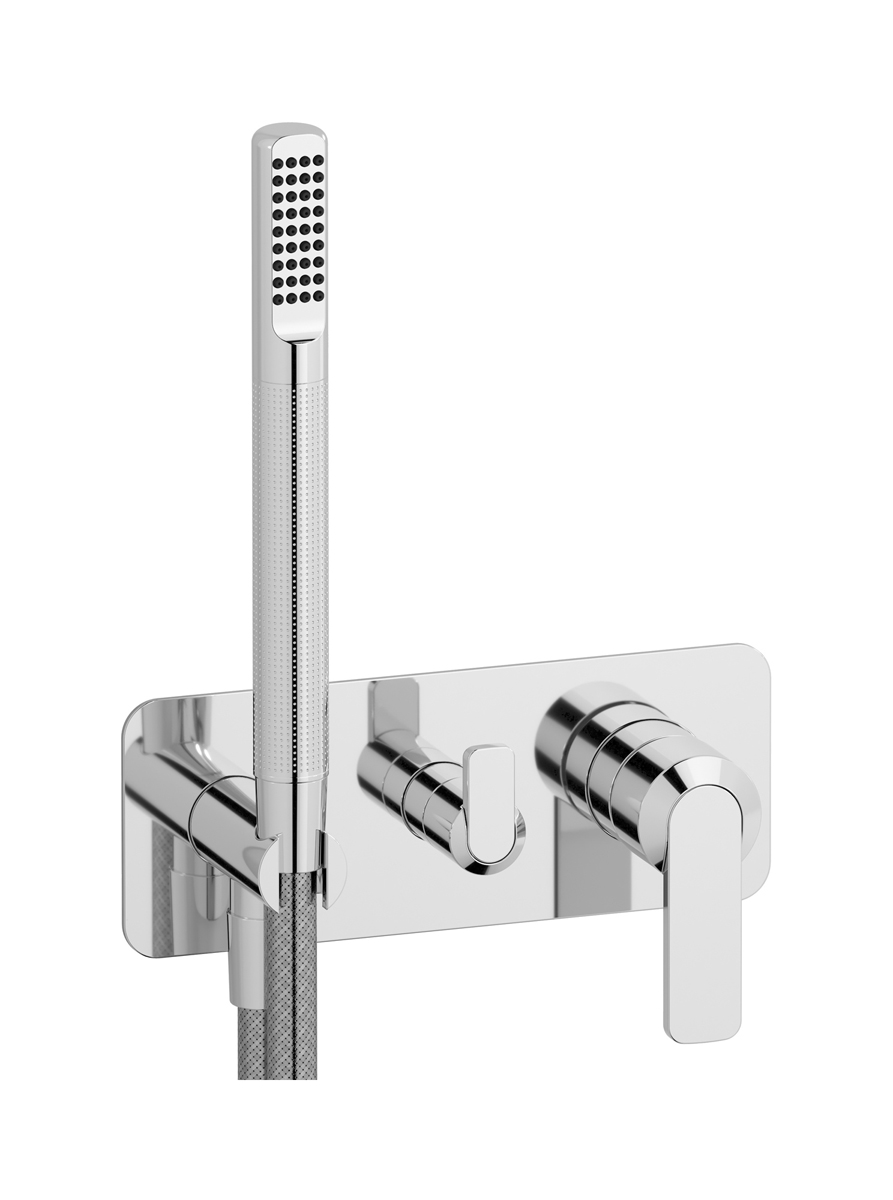 Внешние части встроенного в стену смесителя на 3 потребителя в комплекте с душевым гарнитуром. WE ARE IB c6314cc Chrome C-67