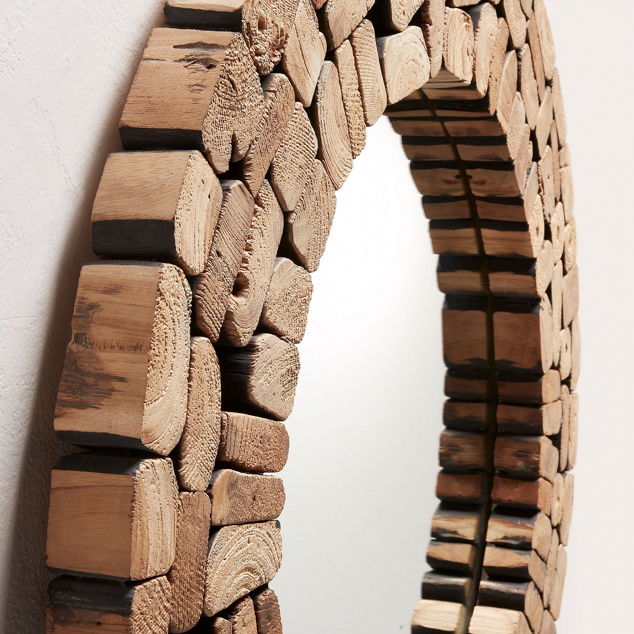 Зеркало деревянное круглое диаметр 80 см Ellipse от La Forma LA FORMA ELLIPSE 342824 Натуральный  - Вид №2