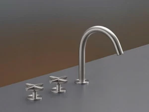 Ceadesign Смеситель на 3 отверстия с поворотным изливом Cross Crx 03