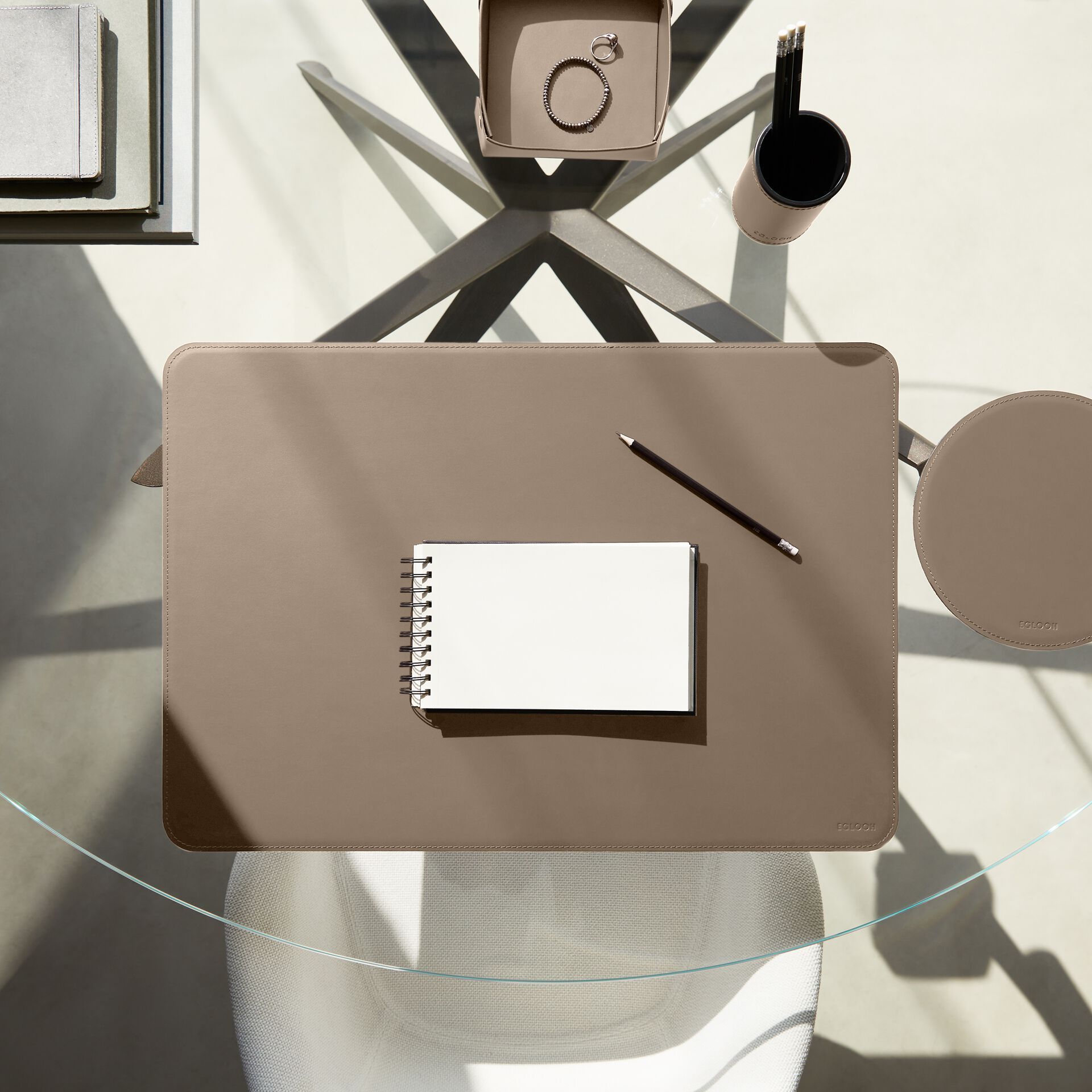 Подпушка из регенерированной кожи EGLOOH Hermes ARCH-00049869 - Вид №46