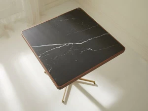 Punt Квадратный мраморный стол