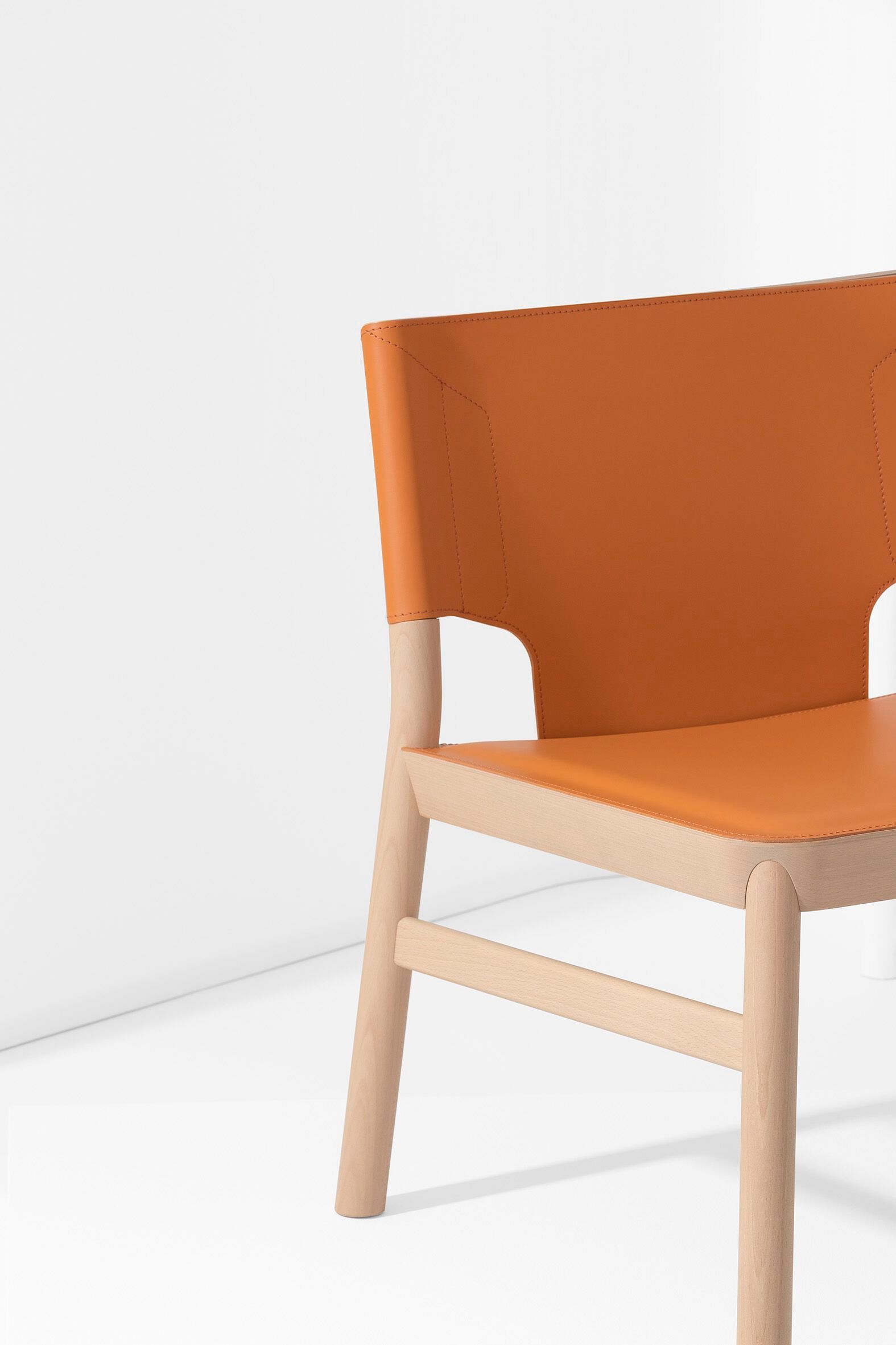 Кресло из бука с обитым сиденьем/спинкой Billiani Marimba ARCH-00067290 - Вид №1