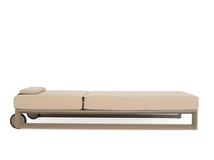 Лежак для сада с колесами