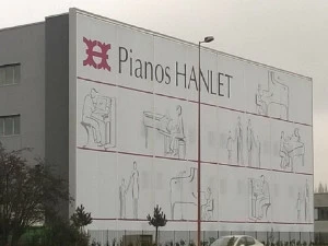 Solaris Tende Текстильный фасад с натянутым холстом и цифровой печатью Facetex