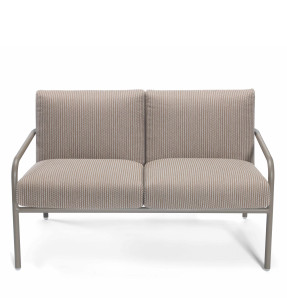 Тканевый диван с подлокотниками на 2 места