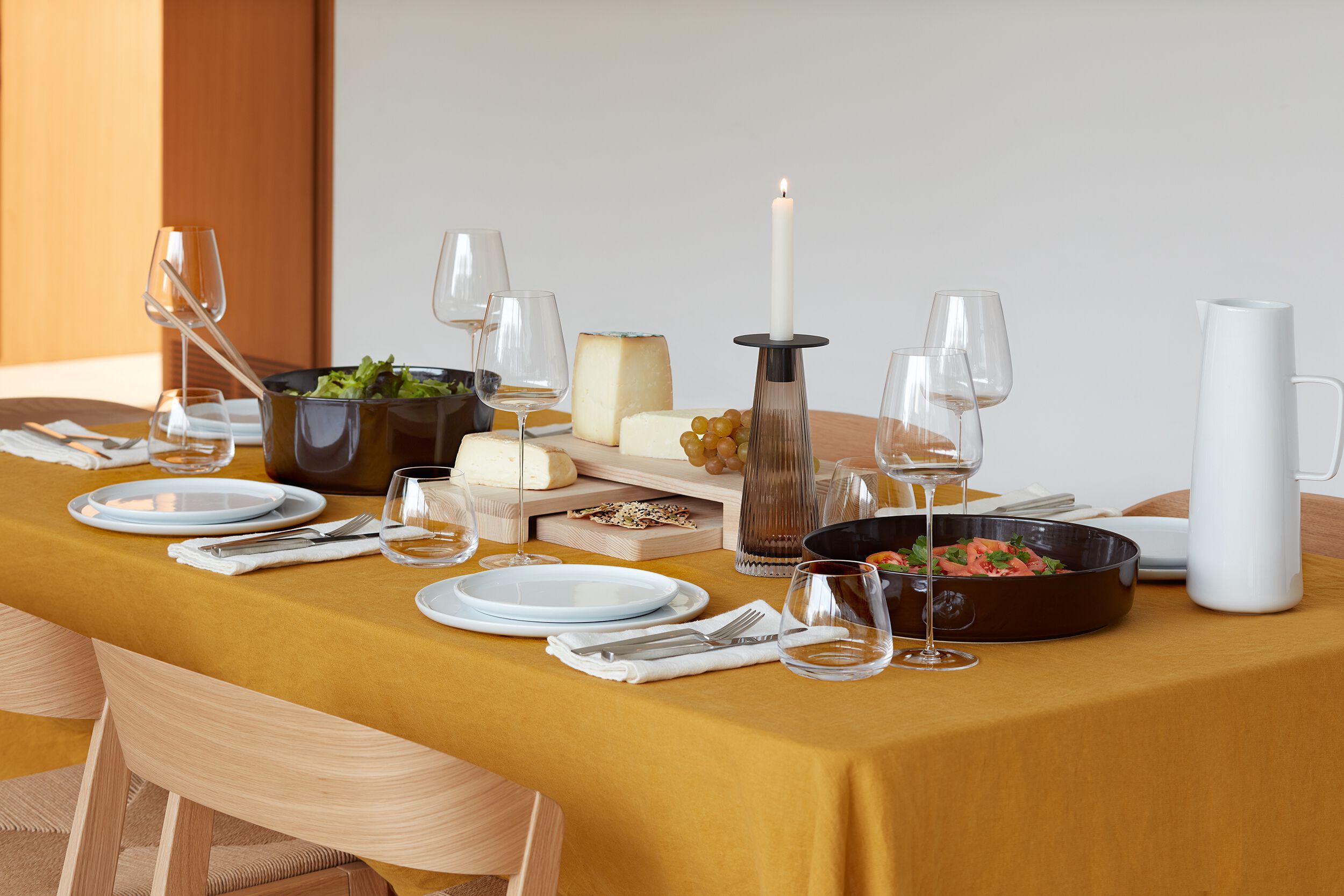 Фарфоровая салатница с деревянными столовыми приборами LSA Collective ARCH-00043902 - Вид №2