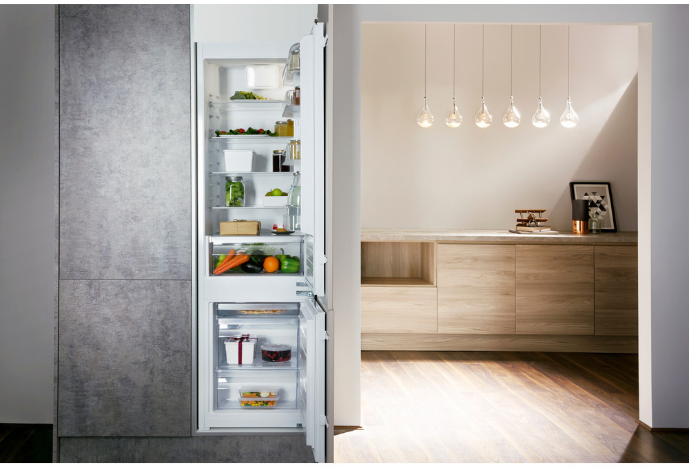 B 20 A1 DV E/HA Встраиваемый холодильник / 193.5х54х55 см, электронное управлене, 228/80 л. Hotpoint-Ariston Santreyd  - Вид №5