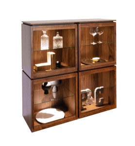 Деревянная секционная витрина