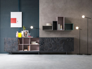 Шкаф с распашными дверями