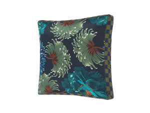Квадратная подушка с цветочным рисунком