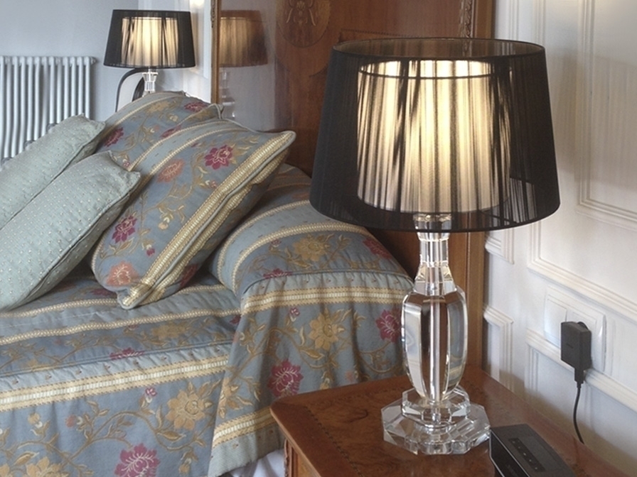 064186 Настольная лампа II с абажуром Schuller Corinto - Вид №2