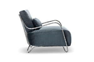 Садовое кресло с подлокотниками