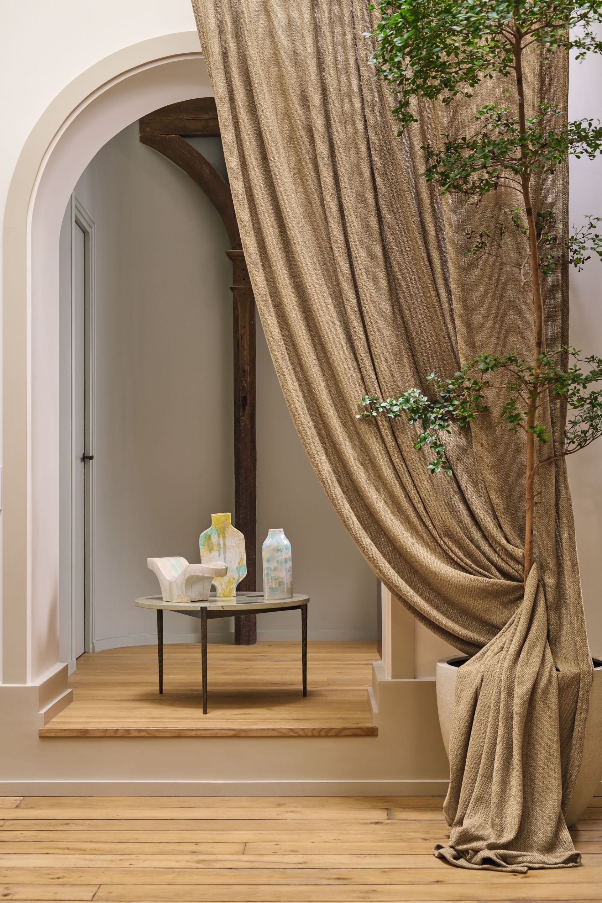 Льняная однотонная ткань Casamance Manali ARCH-00038501 - Вид №1