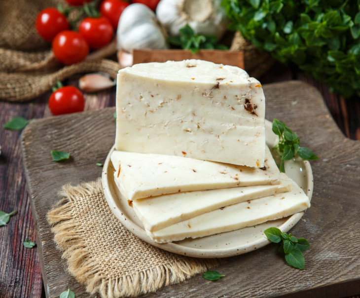 1199 "Качотта" с томатами и чесноком Вкусляндия  - Вид №1