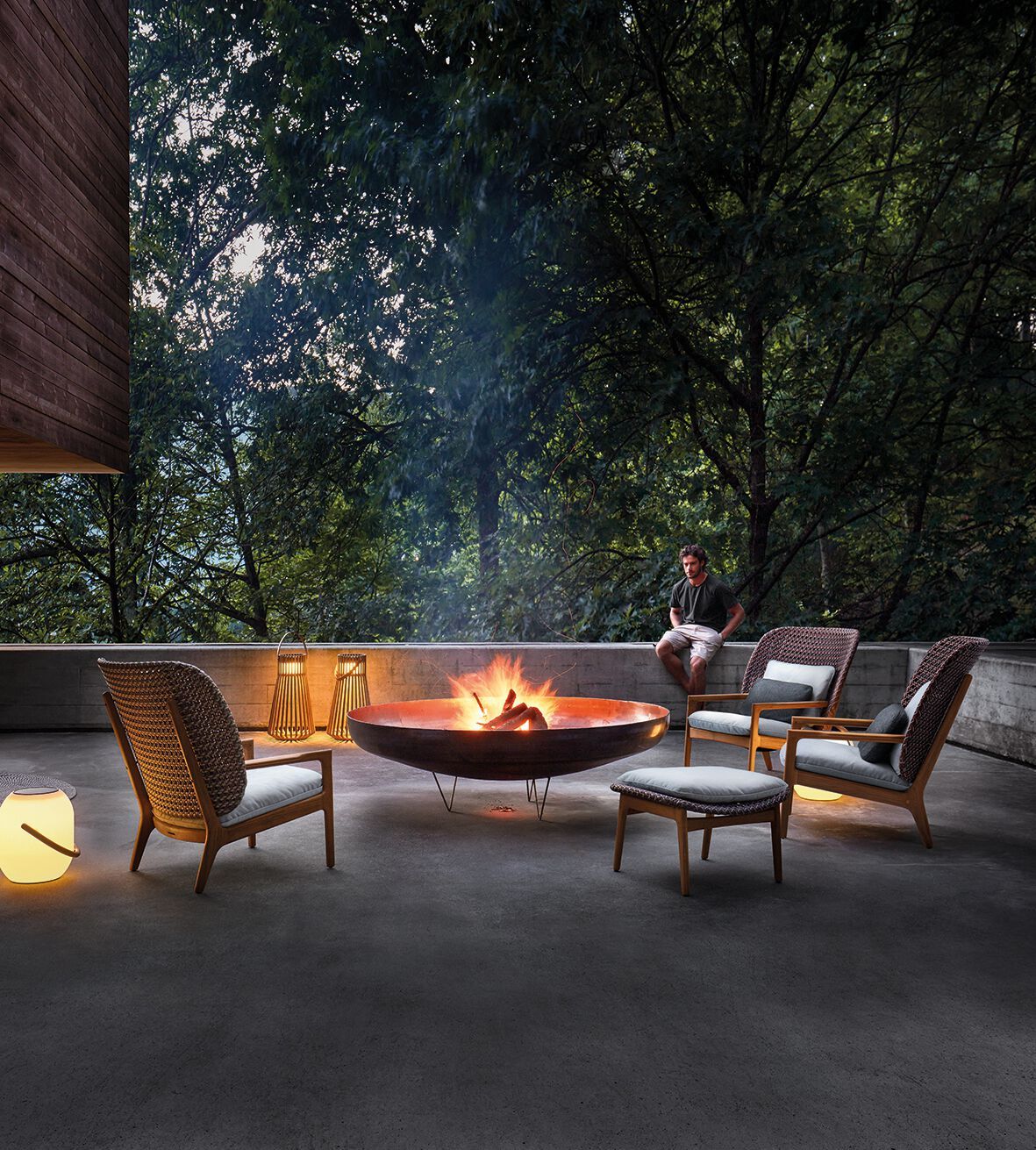 Плетеное и тиковое садовое кресло с подлокотниками Gloster ARCH-00002752 - Вид №6