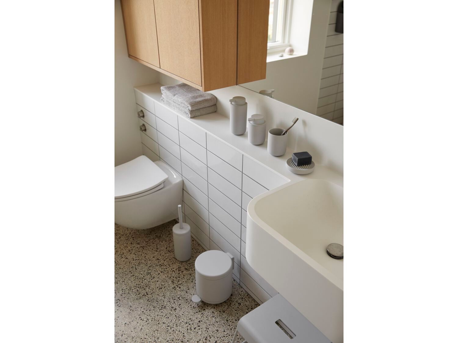 Китай Настольный держатель зубной щетки ZONE DENMARK Ume ARCH-00126924 - Вид №5