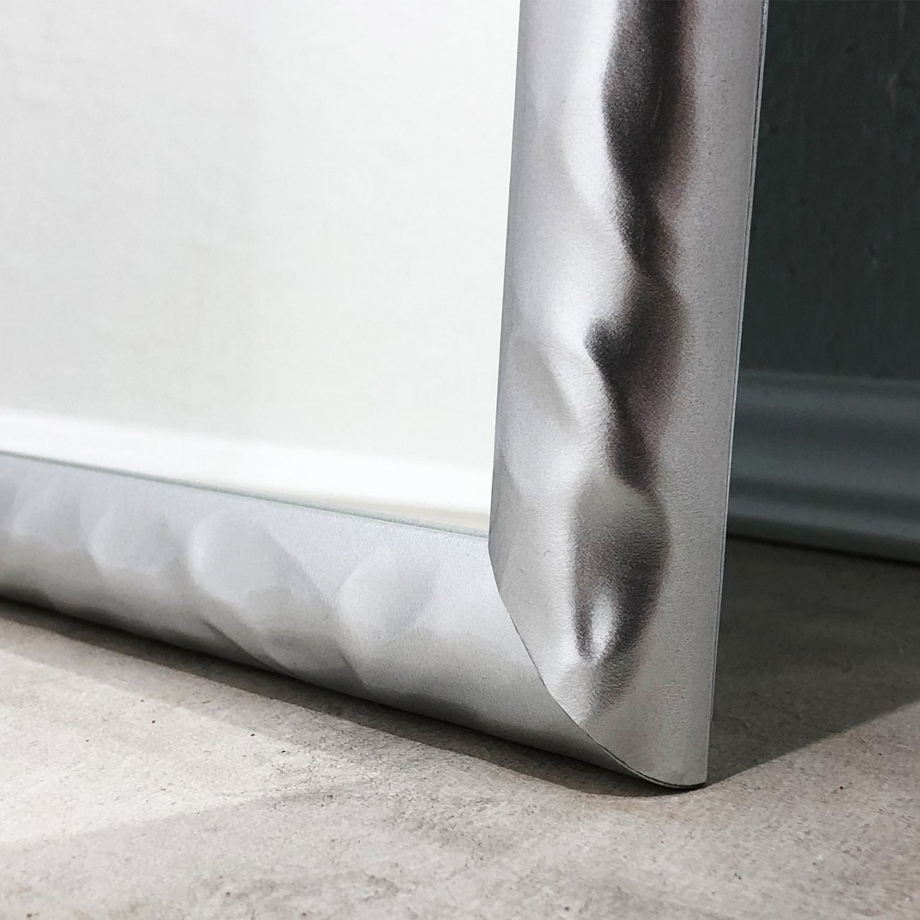 Зеркало серебряное в полный рост прямоугольное в багете "Рилайф" GRAUM ДИЗАЙНЕРСКИЕ 304152 Зеркальный  - Вид №3