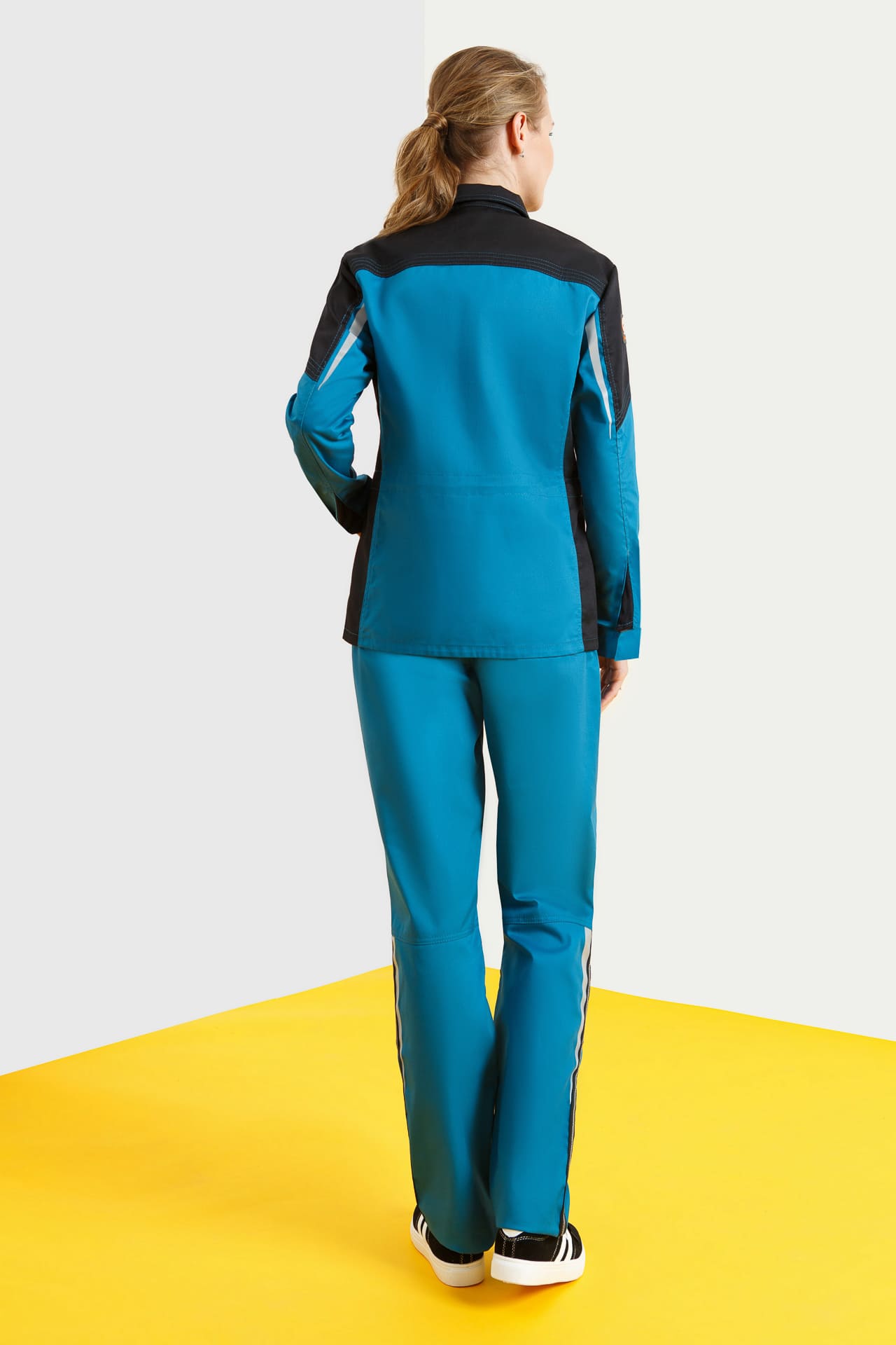 5027157 Костюм  женский аквамарин черный STATUS  Женская размер 52-54/170-176  - Вид №17