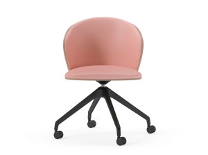 Вращающееся кресло с колесами