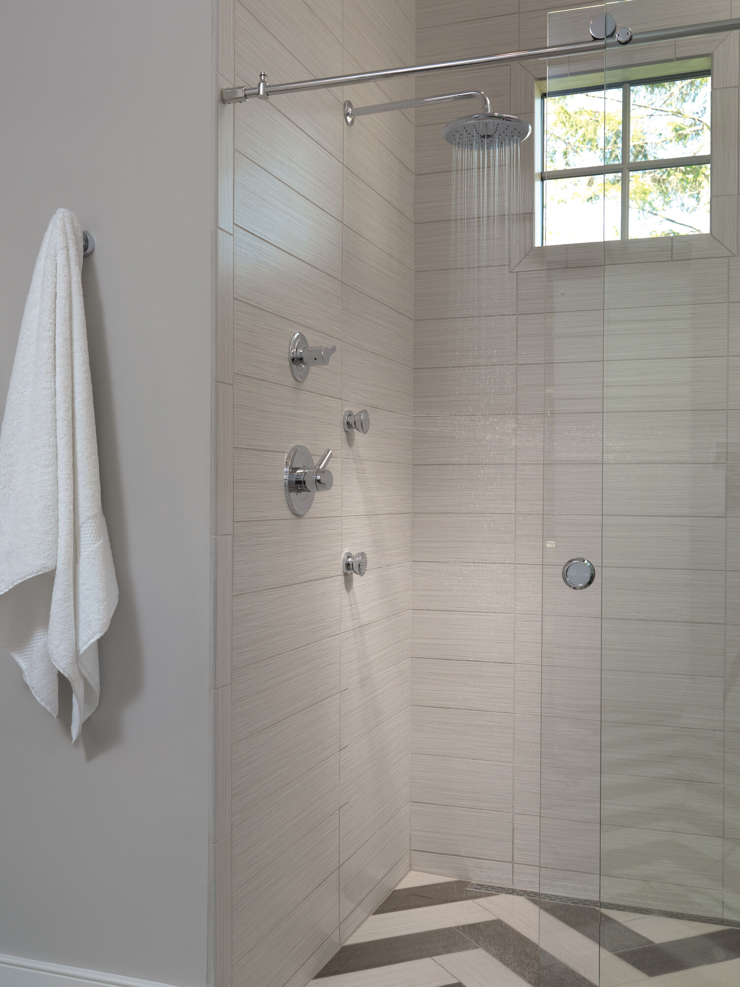 77135 Крючок для халата Delta Faucet Compel Хром  - Вид №4