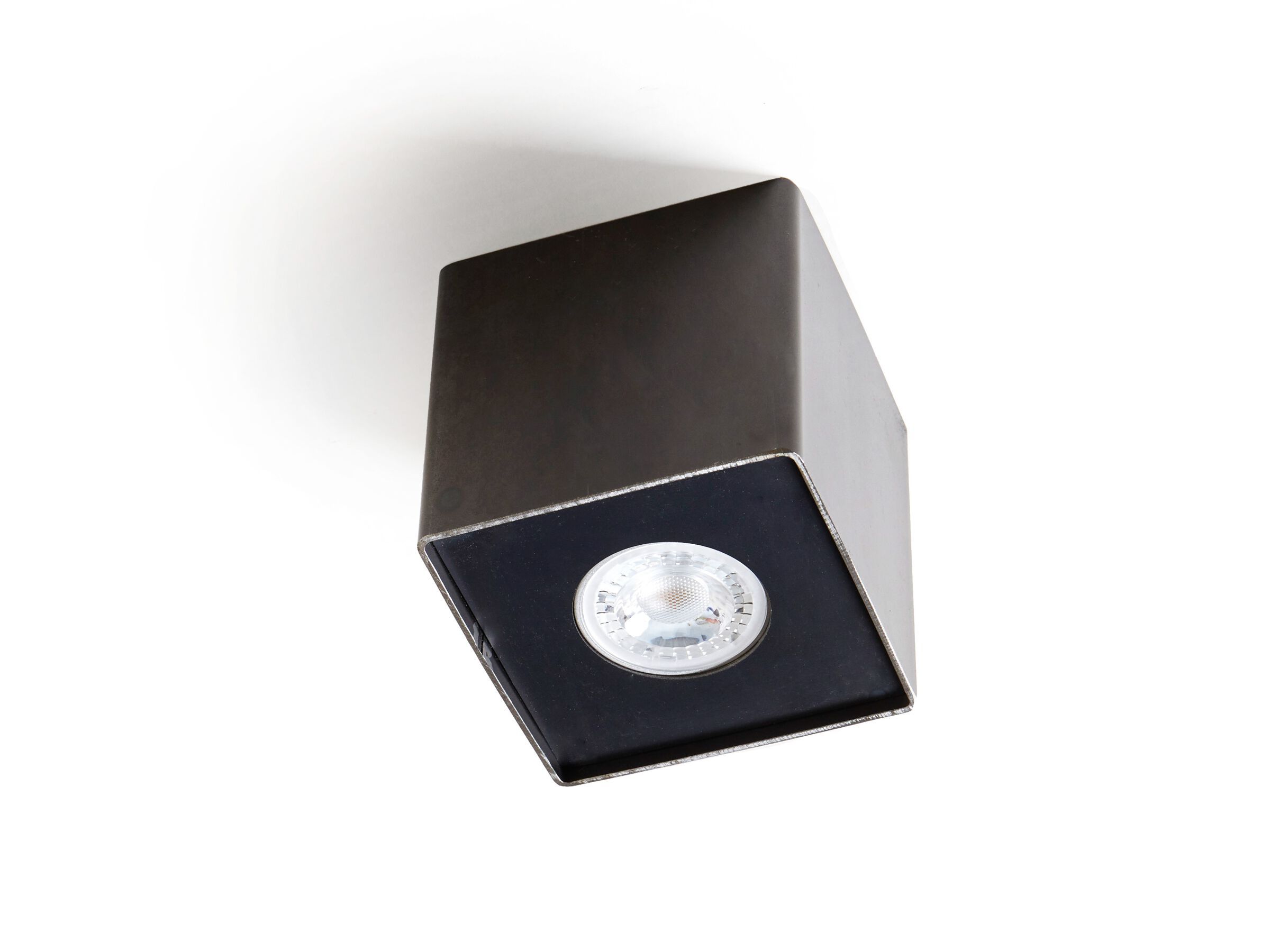 Железный потолочный светильник Renzo Serafini куб ARCH-00106013 - Вид №3