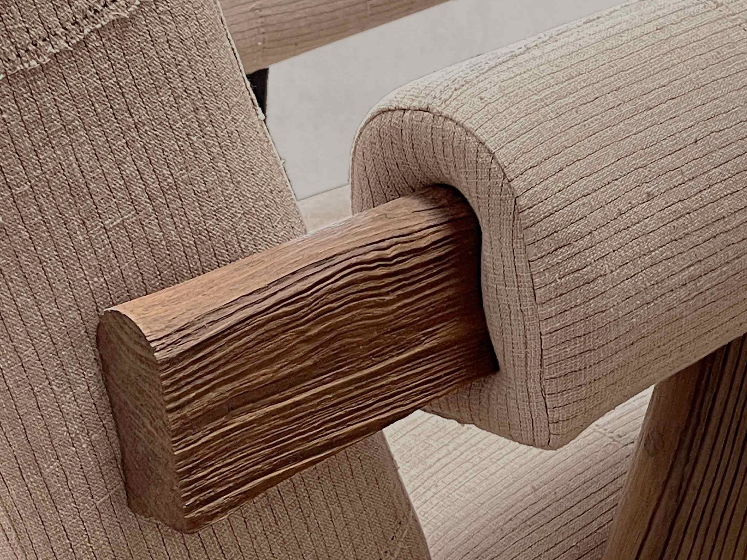 Тканевое кресло с подлокотниками Phantom Hands Project Chandigarh ARCH-00099136 - Вид №1