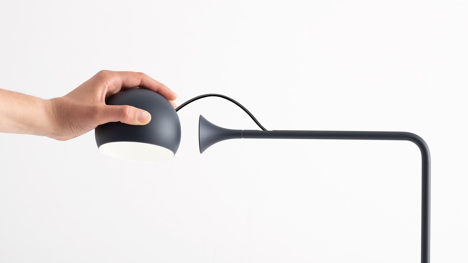 Регулируемая металлическая настенная лампа Artemide Ixa ARCH-00022691 - Вид №4