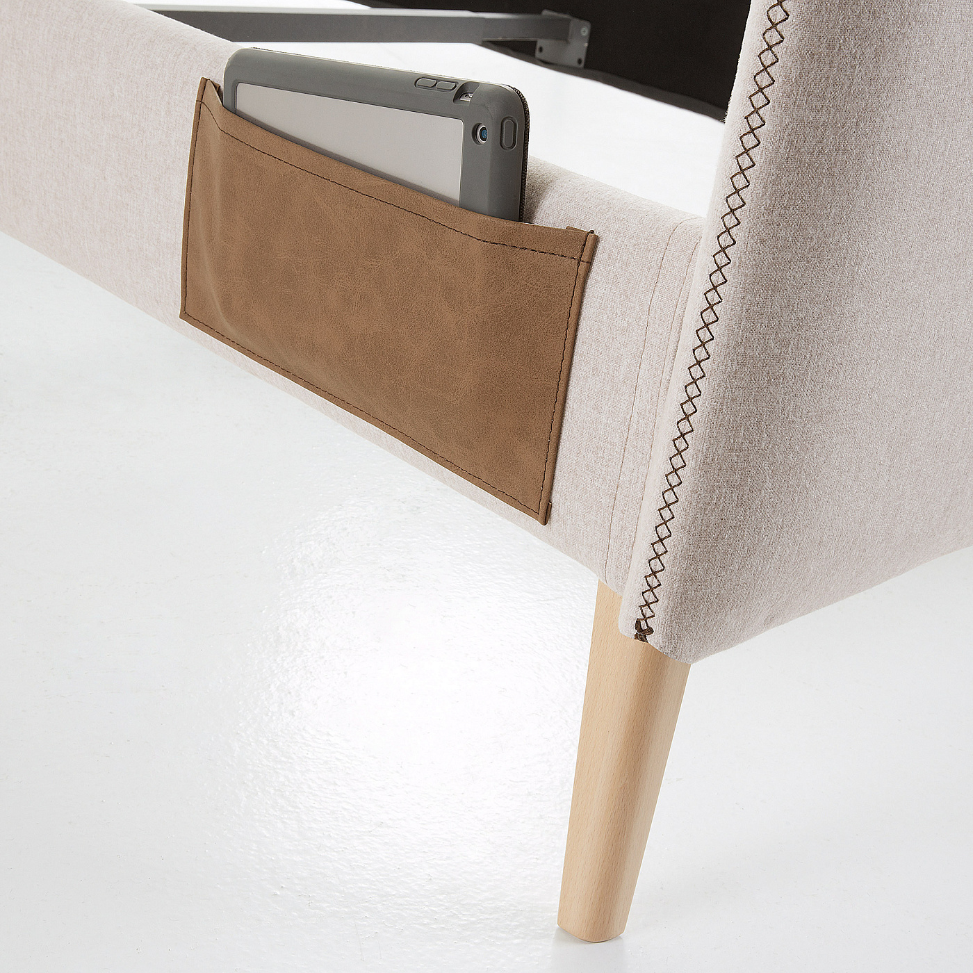 052358 Кровать Lydia 160х200 бежевая La Forma Dyla  - Вид №5