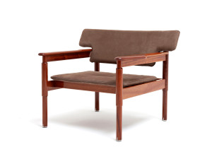 Кожаное садовое кресло с подлокотниками