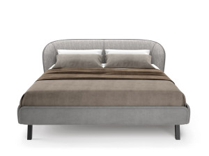 Двуспальная кровать из ткани с мягким изголовьем