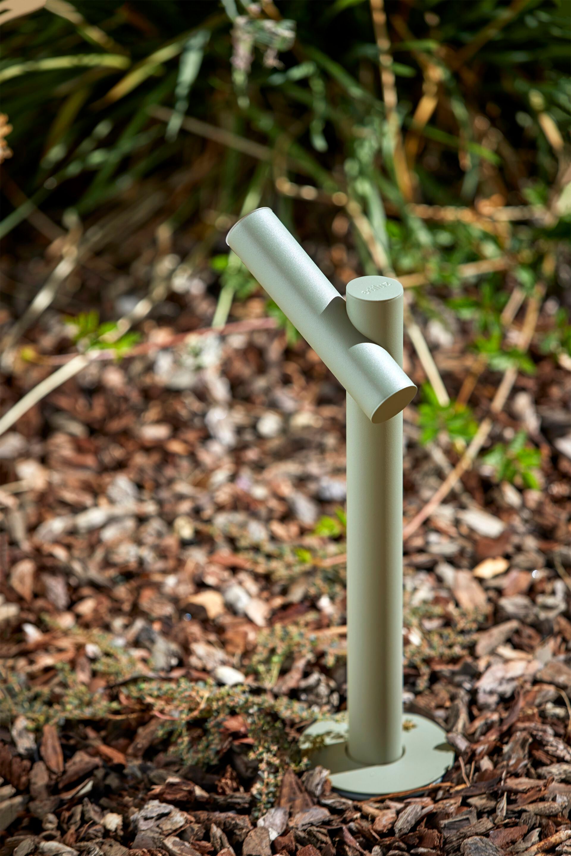 Металлическая напольная лампа Estiluz Tik ARCH-00106690 - Вид №1