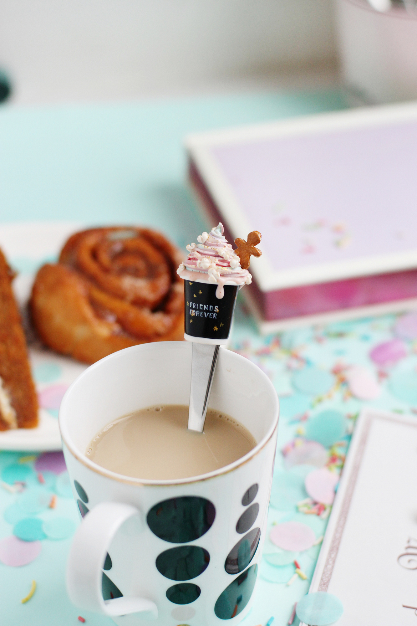 Чайная ложка с кофейным стаканчиком Friends Forever JULS SMALL BAKERY  335364 Черный Santreyd  - Вид №1