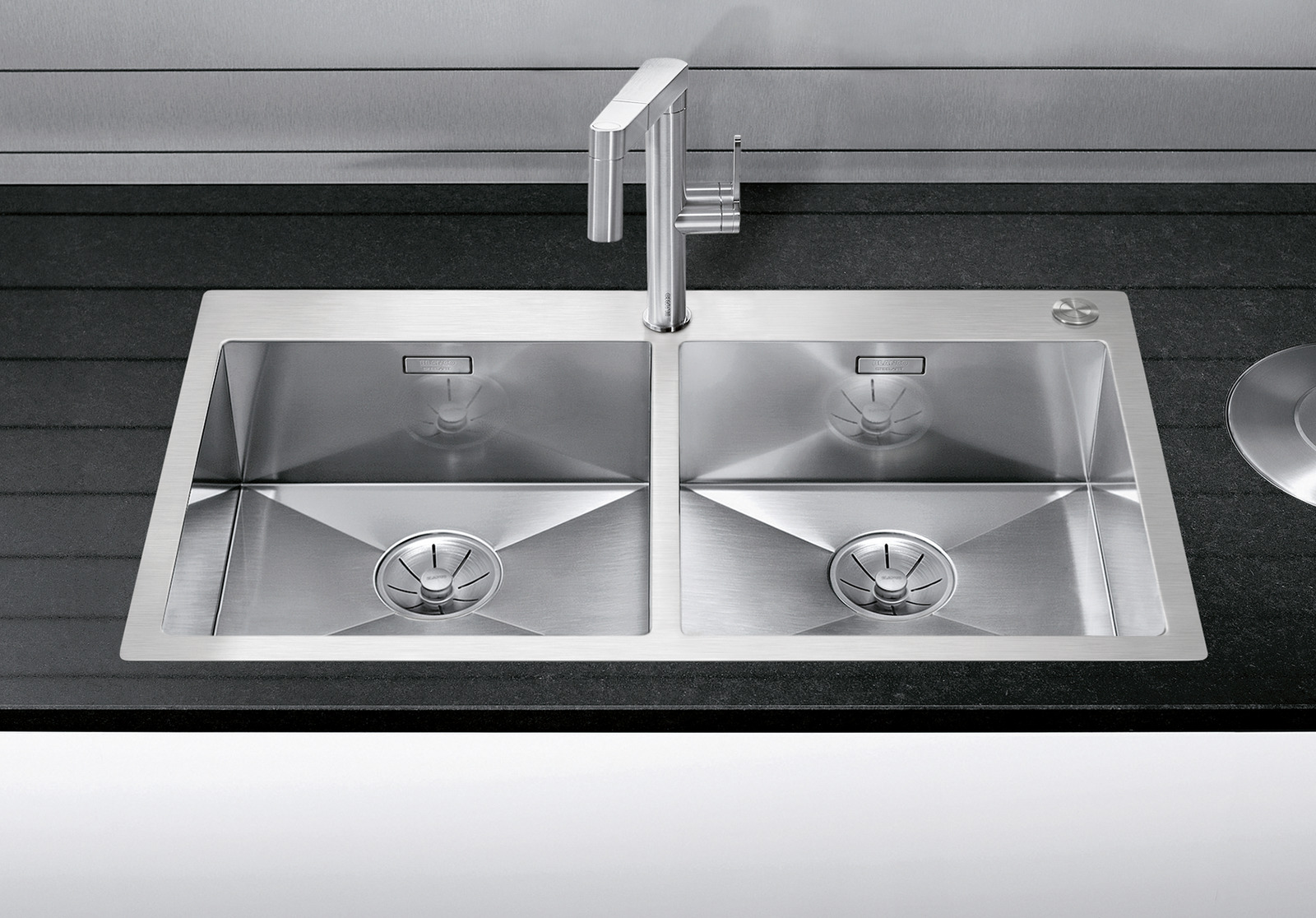 521648 Кухонная мойка Blanco Zerox 400/400-IF/A  Blanco Zerox