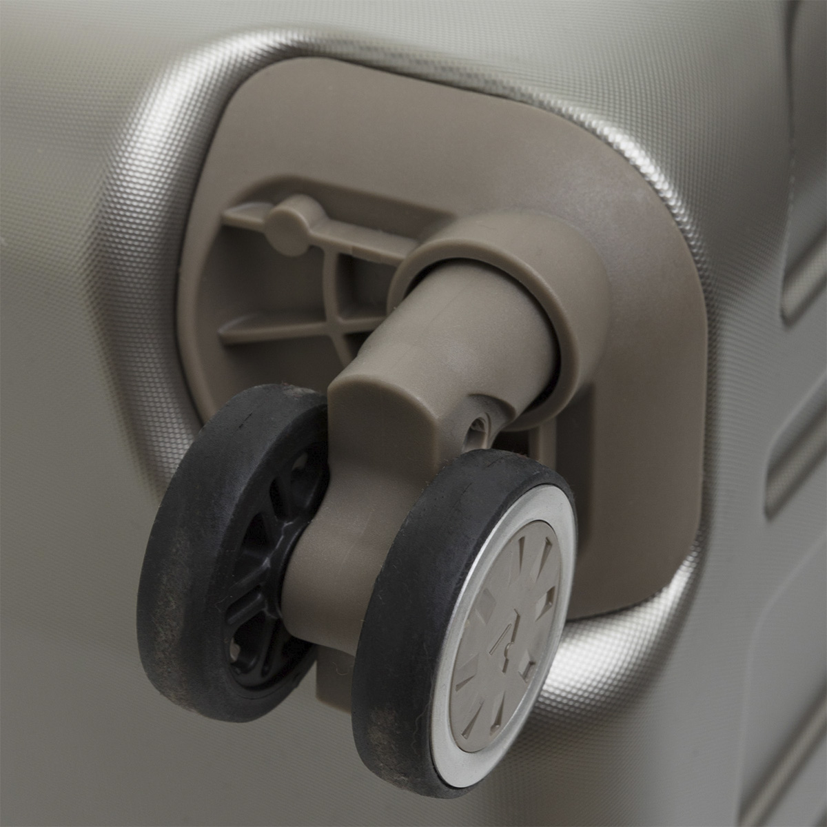 418202-45 Чемодан 418202 Spinner M Exp Roncato Antares - Вид №4