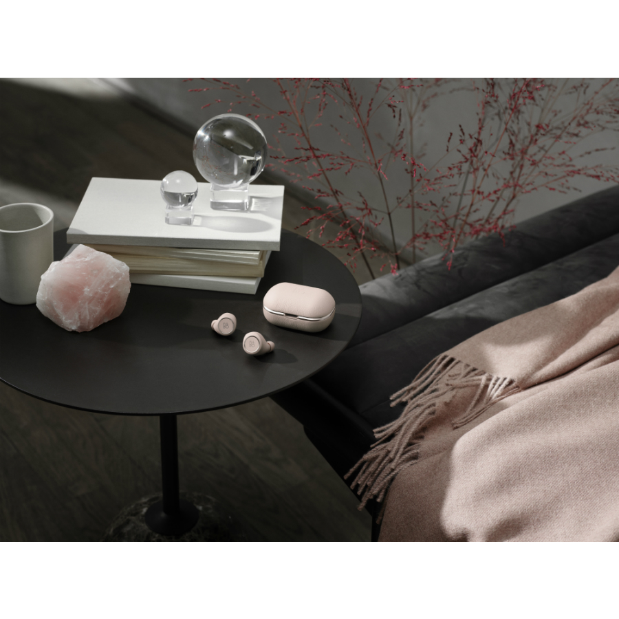 Наушники беспроводные BeoPlay E8 2.0, limestone Bang & Olufsen 1646102 - Вид №1