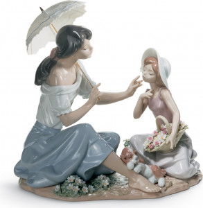10669011 LLADRO Фигурка Lladro "Хороша, как цветок" 28х27см Фарфор