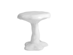 Низкий стул из стекловолокна