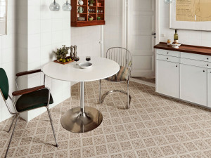 Настил / напольное покрытие из керамогранита