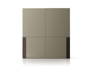 Секционный деревянный шкаф с раздвижными дверями