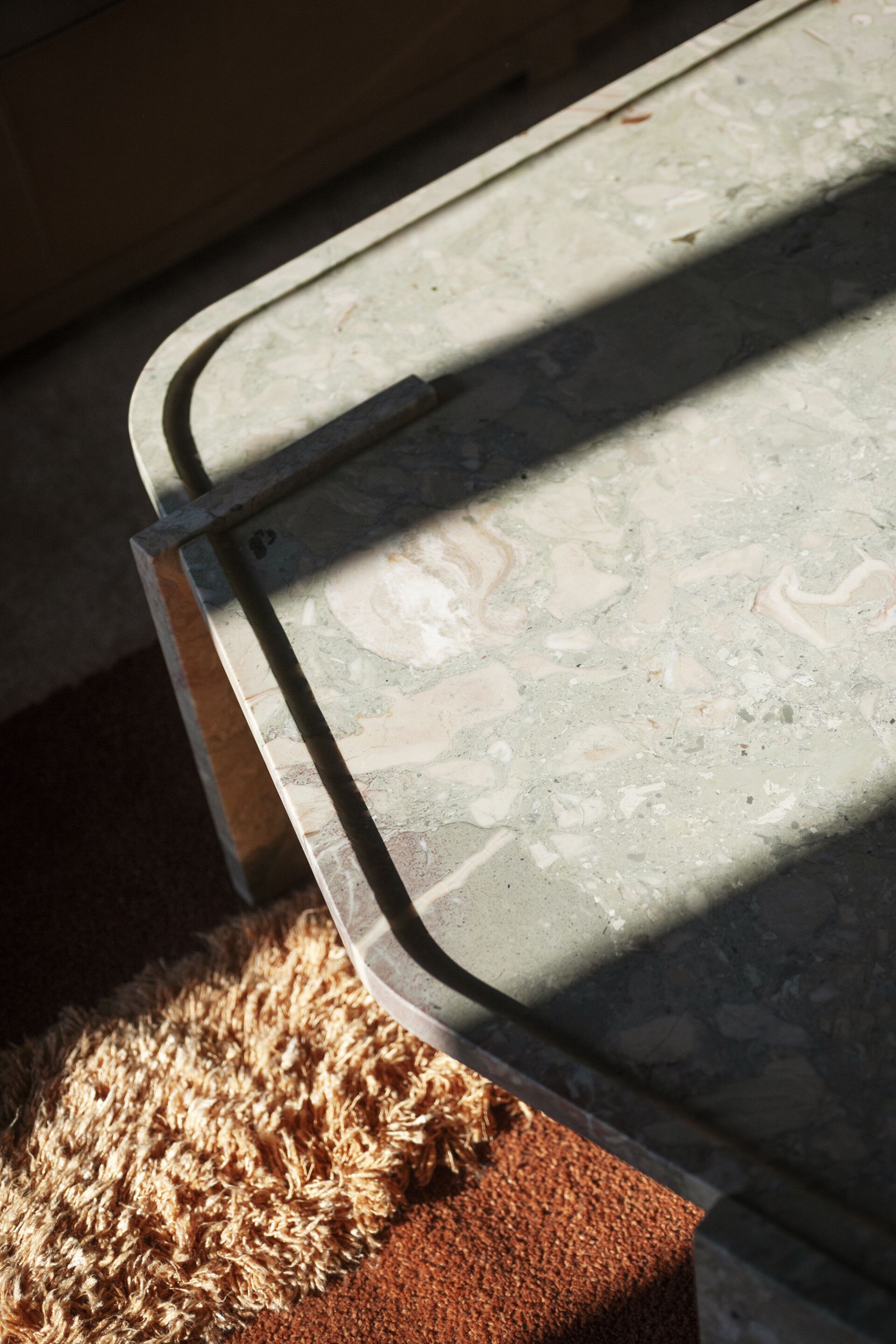 Мраморный журнальный столик для гостиной Baxter шерсть ARCH-00117541 - Вид №1