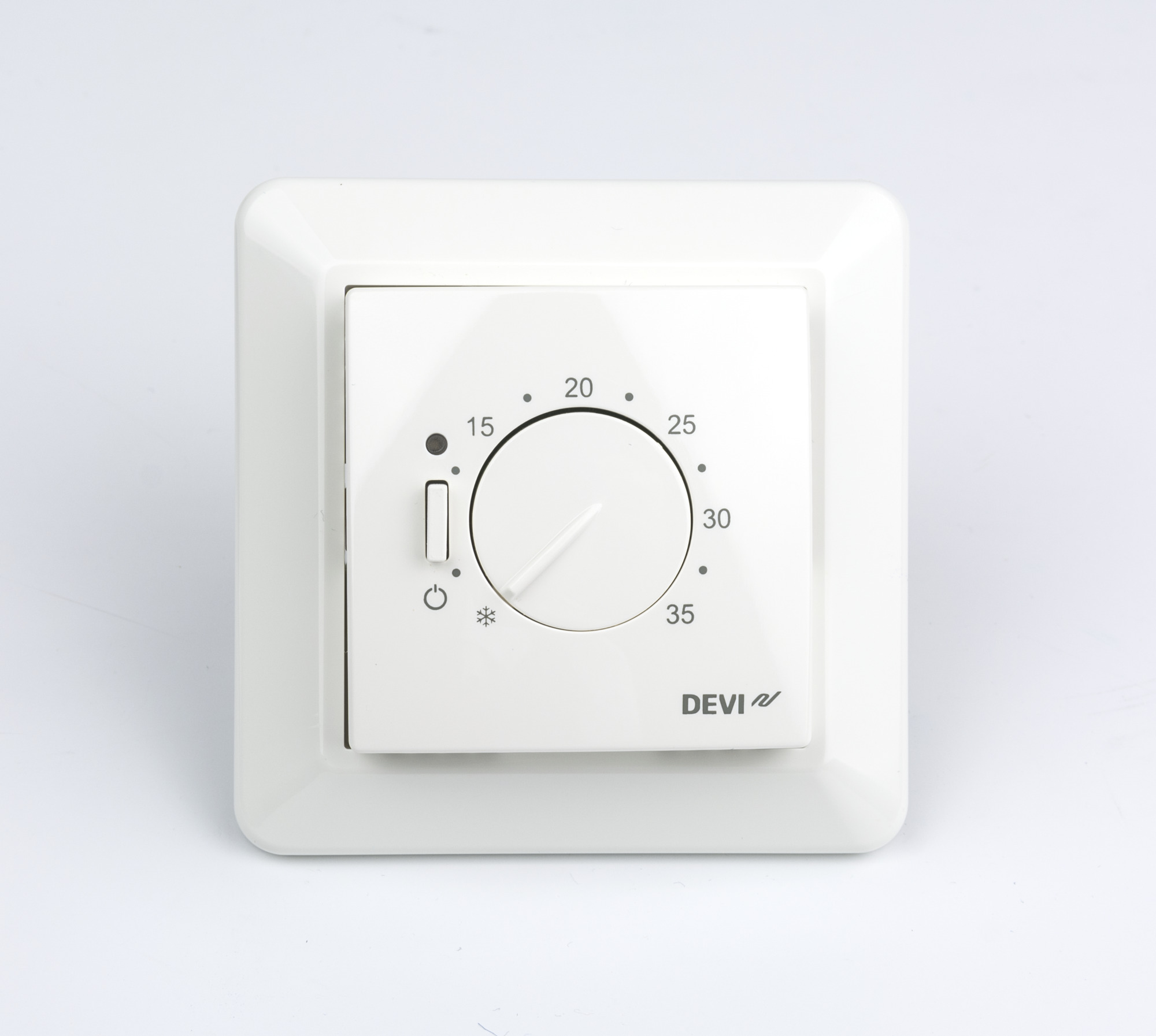 Danfoss DEVIreg™ 530/531/532 — электронные терморегуляторы для теплого пола со встроенным корпусом DEVIreg 532 терморегулятор с датчиками 140F1037  - Вид №9