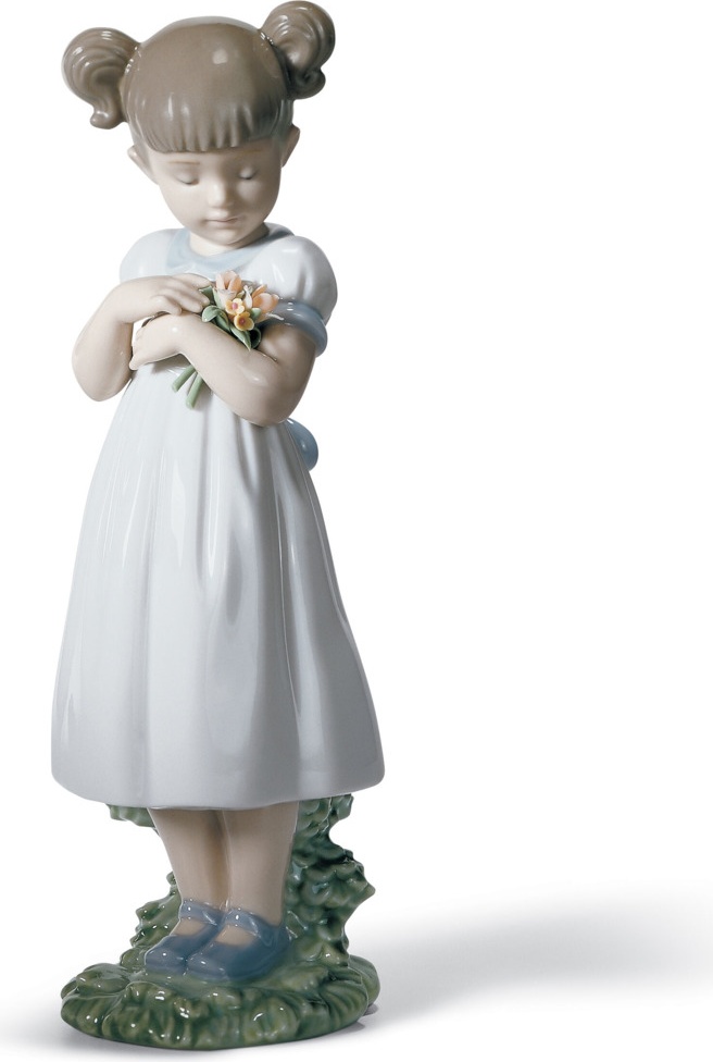 10669023 LLADRO Фигурка Lladro "Цветы для мамы" 7х21см Фарфор Lladró 