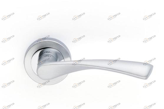 Pasini Ручка из латуни на розетке  3471 