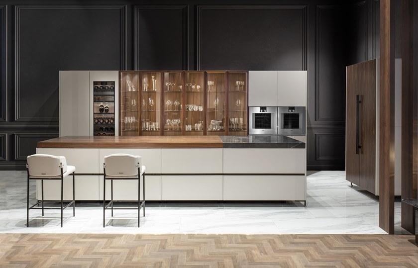 Aston Martin Кухня на заказ с островом sun-id-1364073 - Вид №2